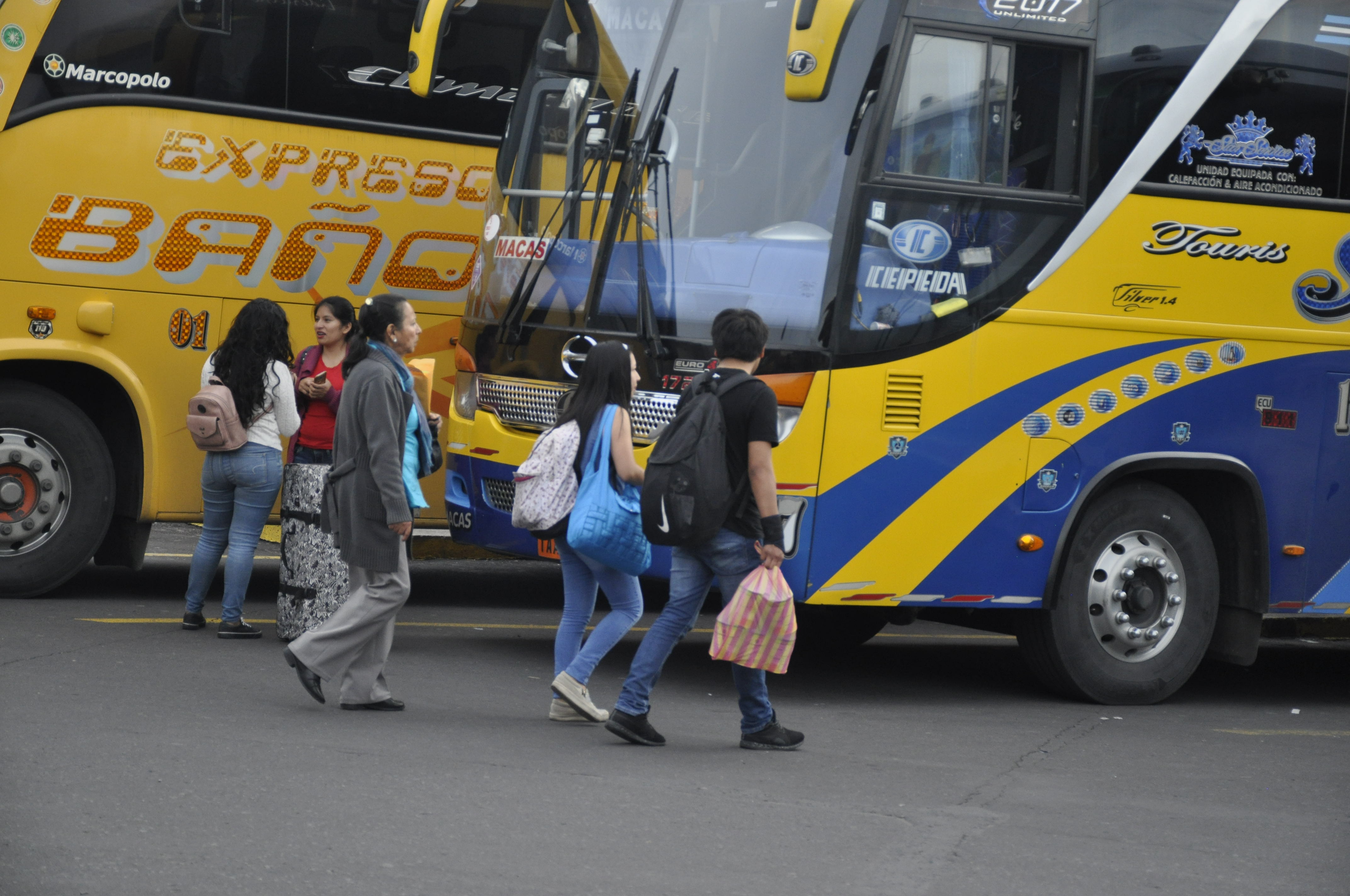 Transportistas piden militarizar vías El Heraldo